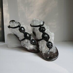 Vince Camuto 'Kacia' Bejewelled Black Leather Flat Gladiator Sandals Sz 8B